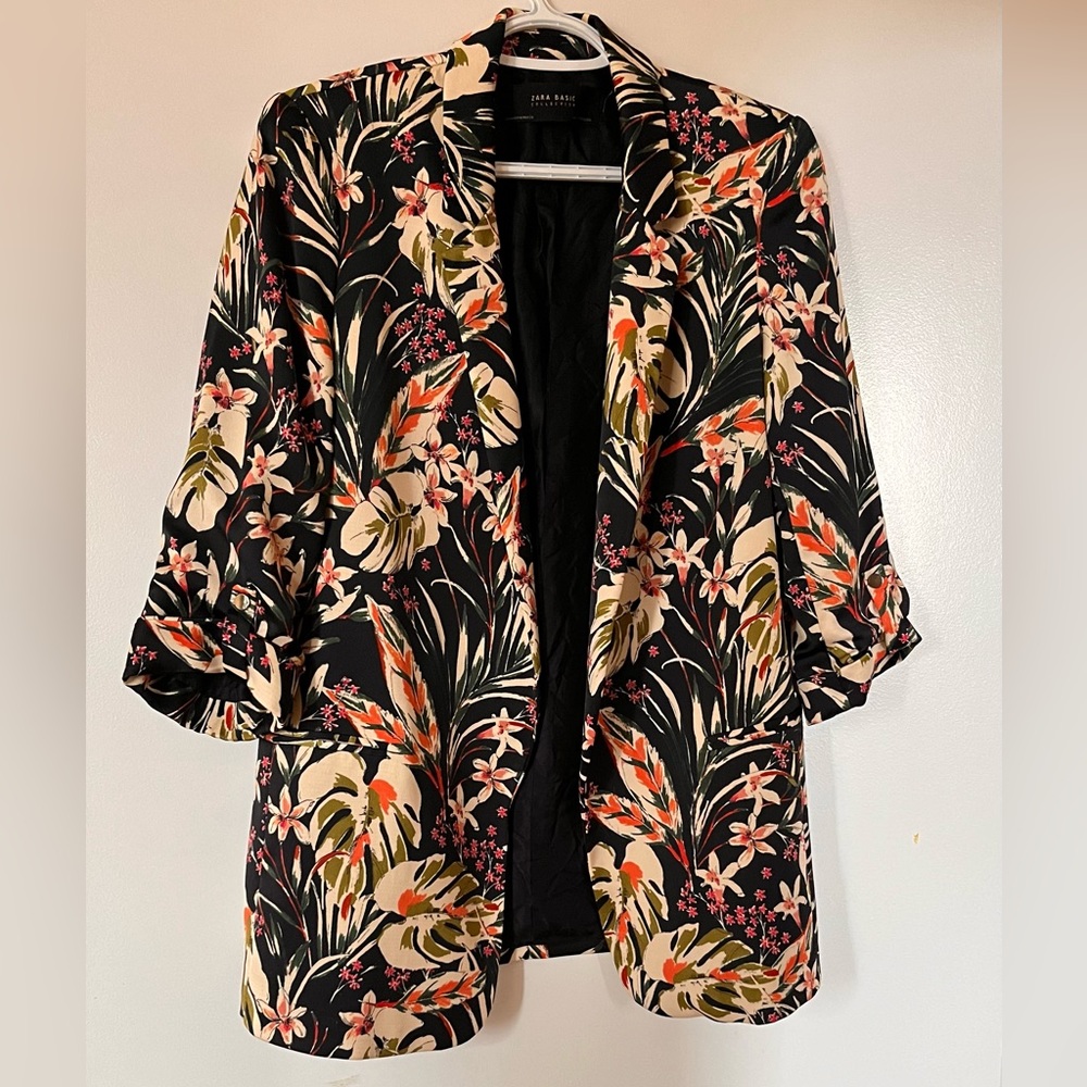 Zara blazer size M